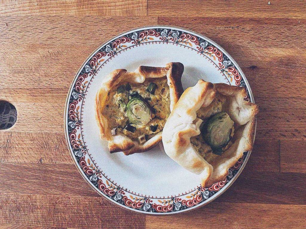 Quick vegan shop bought puff pastry with&nbsp;tofu